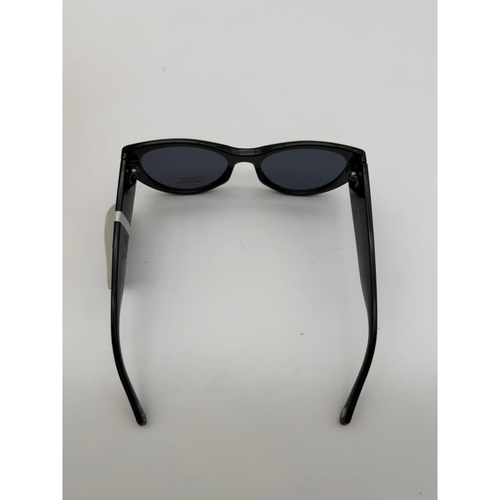 TRUE RELIGION‎ WOMEN'S OVERSIZED SUNGLASSES - NWT - Picture 4 of 4